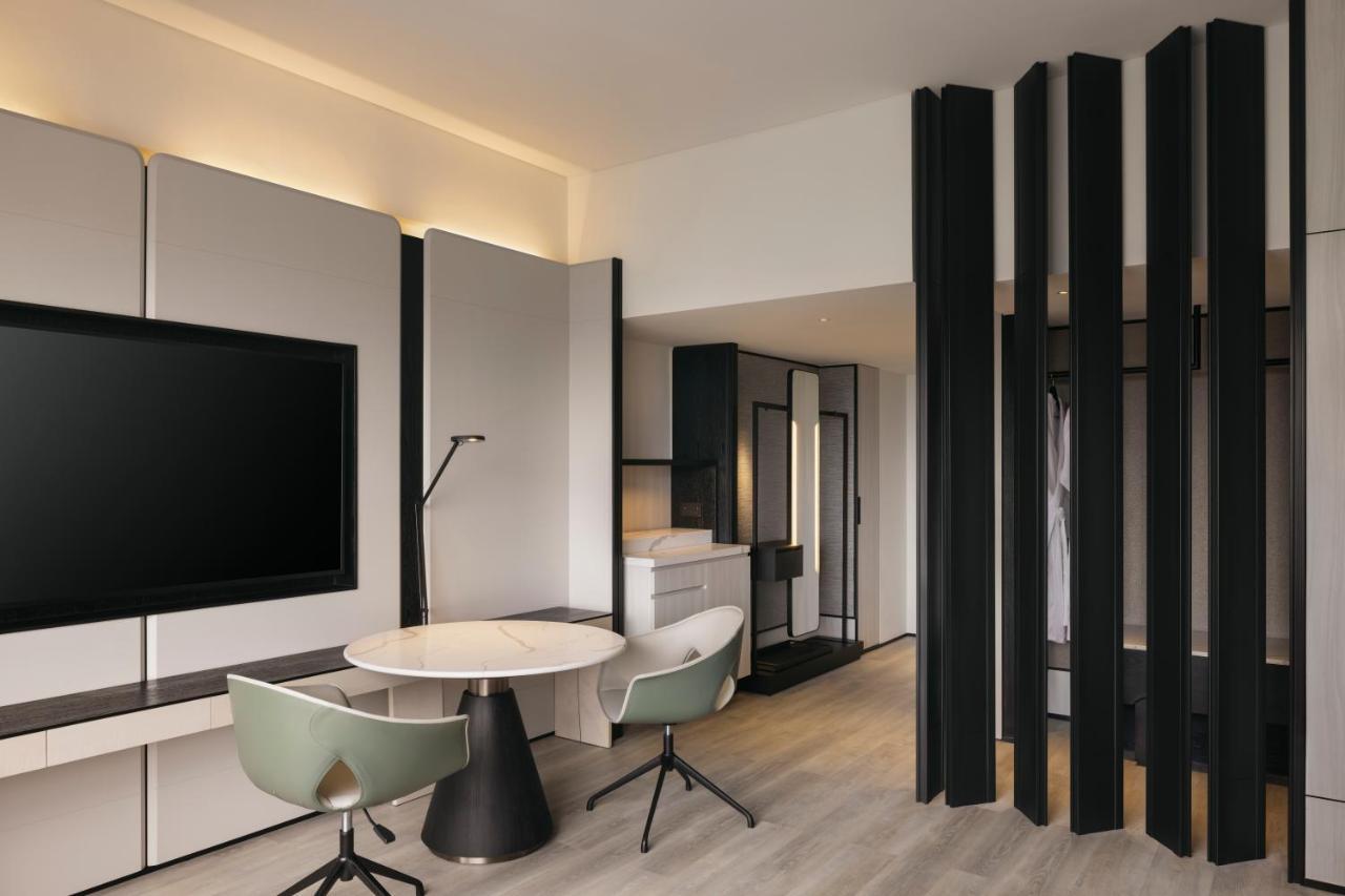 ฮิลตัน สิงคโปร์ ออร์ชาร์ด Hotel ภายนอก รูปภาพ A room at the hotel