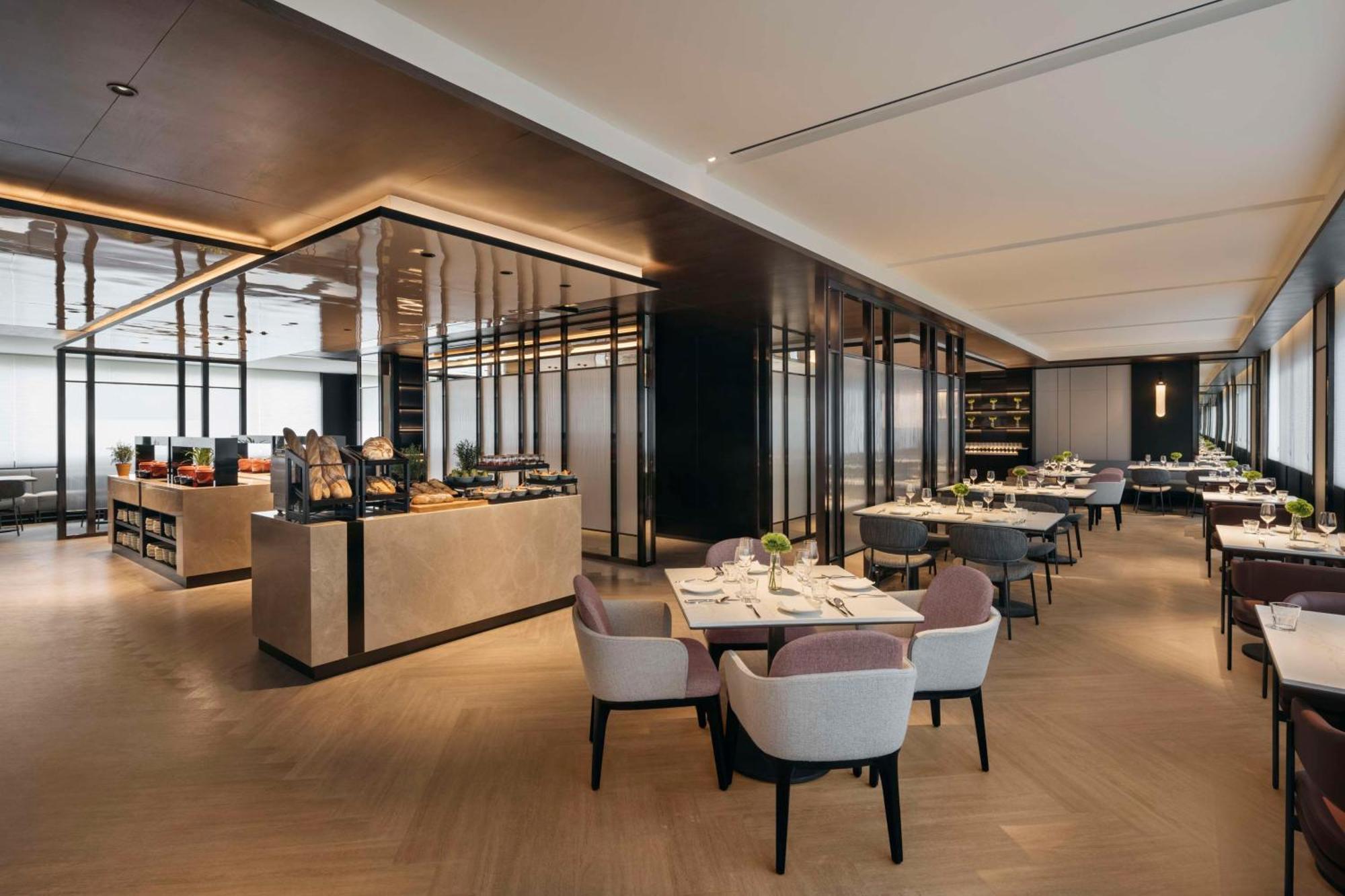 ฮิลตัน สิงคโปร์ ออร์ชาร์ด Hotel ภายนอก รูปภาพ The Club at Hong Kong International Airport