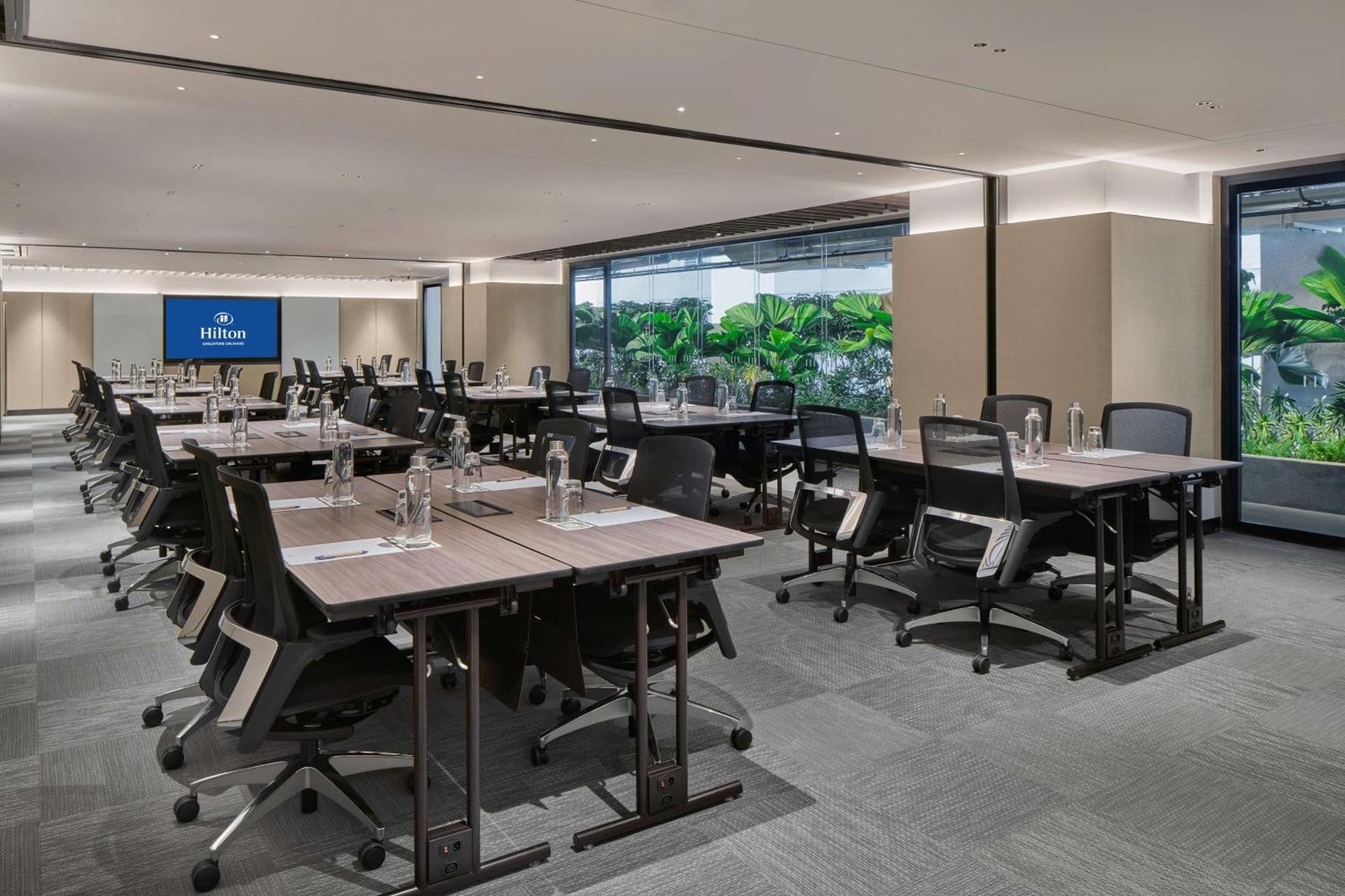 ฮิลตัน สิงคโปร์ ออร์ชาร์ด Hotel ภายนอก รูปภาพ Meeting room at the hotel