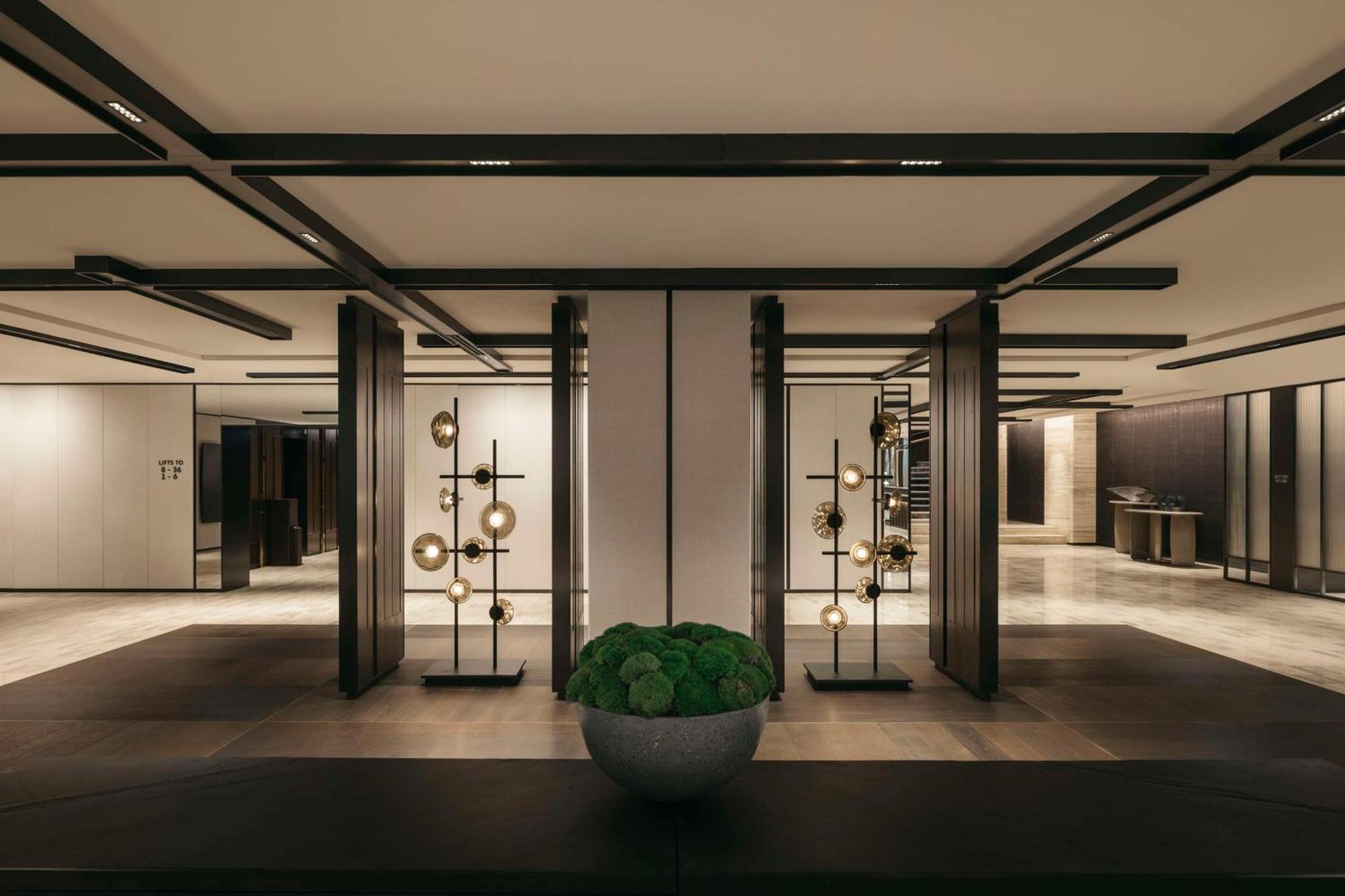 ฮิลตัน สิงคโปร์ ออร์ชาร์ด Hotel ภายนอก รูปภาพ The lobby of the hotel